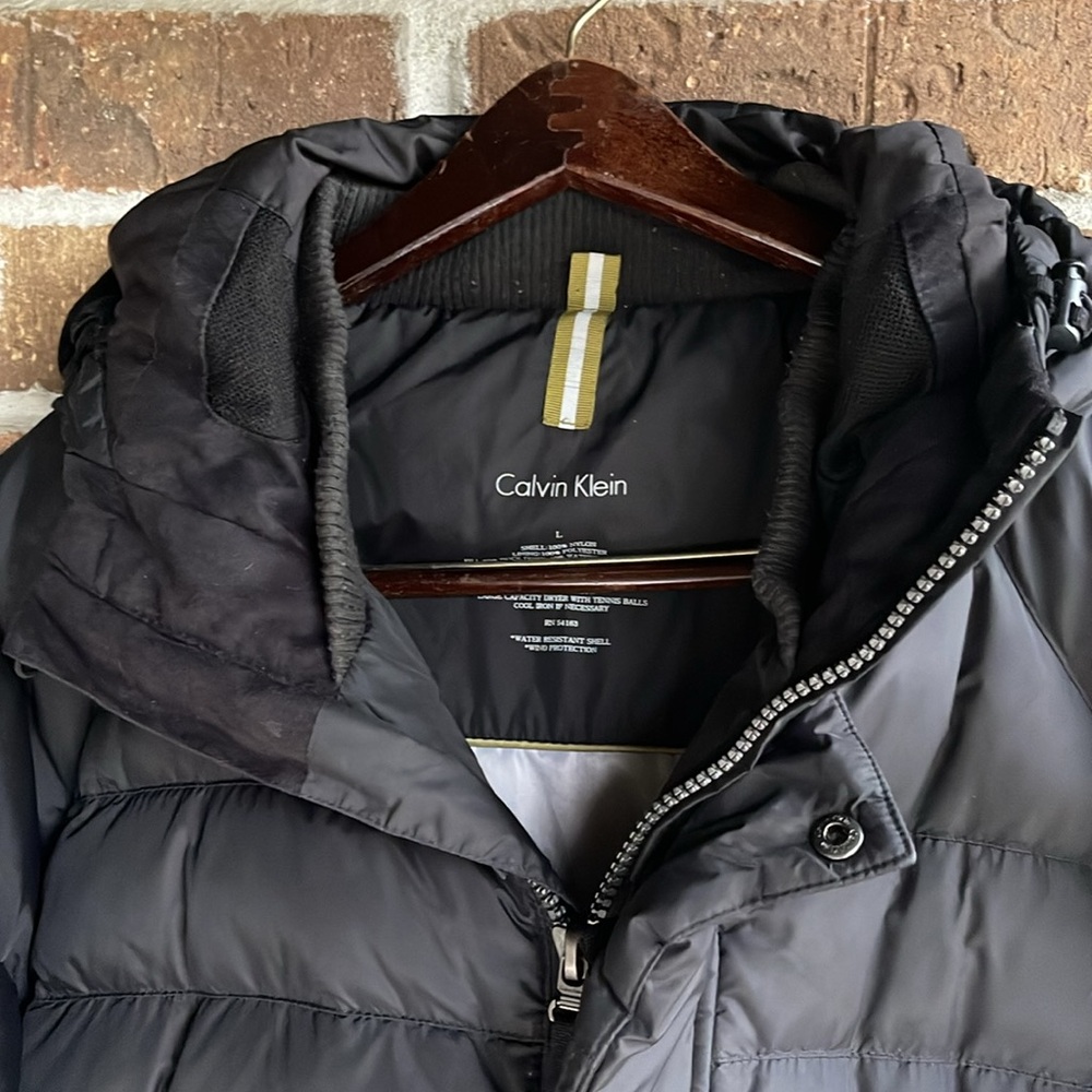 CALVIN KLEIN Black Duck Down Water-Repellent Hooded Puffer Jacket - Picture 3 of 11